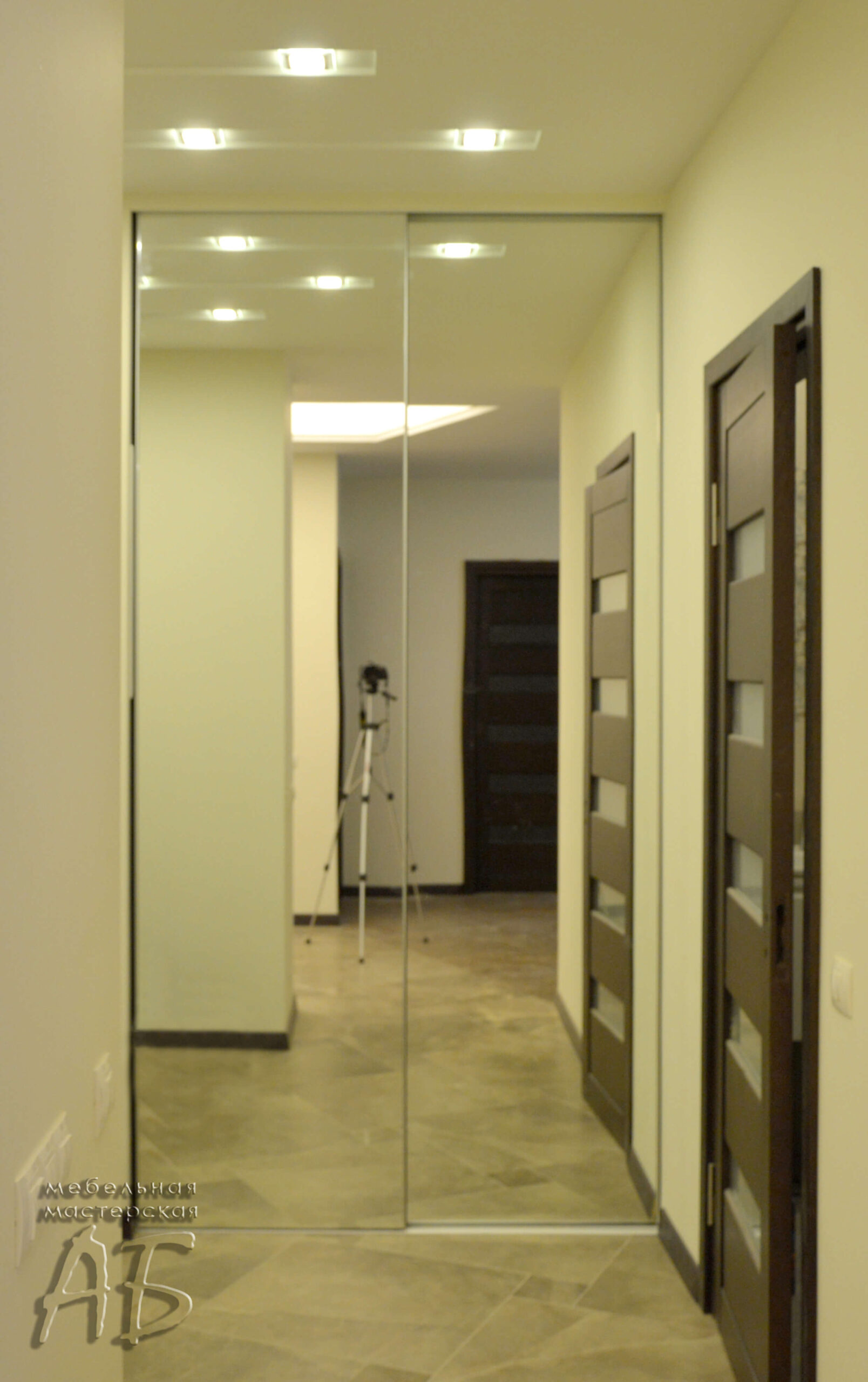 Шкаф Одесса (зеркало) komfortcenter.com.ua-01