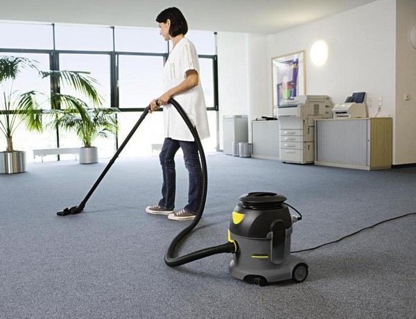 Утренняя уборка офиса Одесса - komfortcenter.com.ua