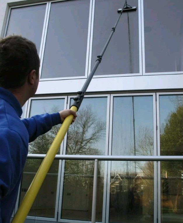 мойка витрин одесса - komfortcenter.com.ua