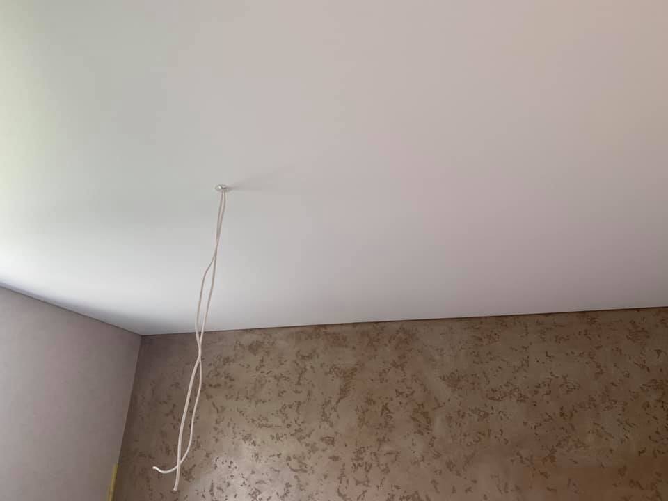 Белый матовый потолок Одесса komfortcenter.com.ua-02