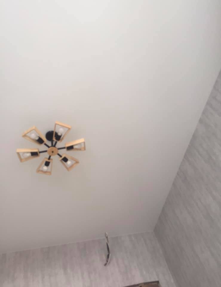 Матовый натяжной потолок в спальню Одесса komfortcenter.com.ua-02